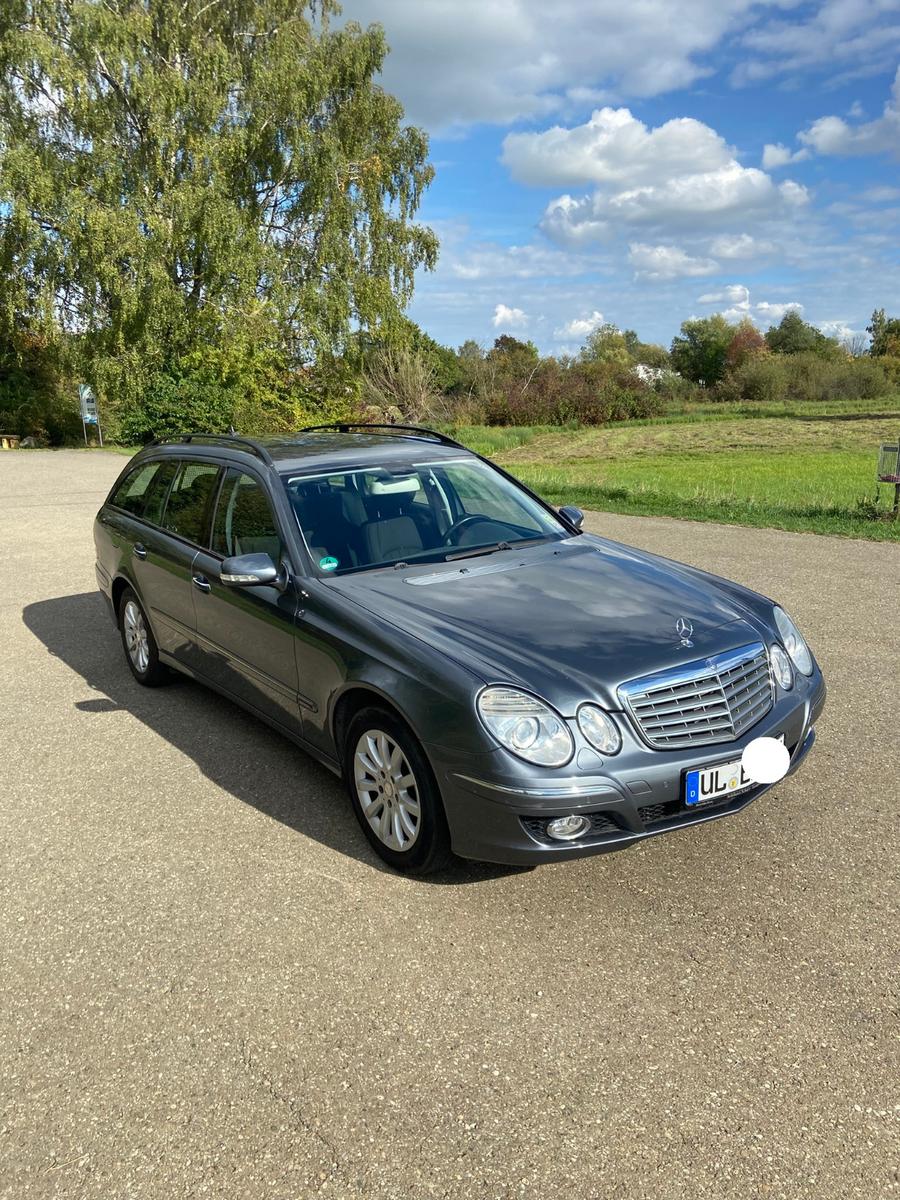 Mercedes-Benz E 220 W211