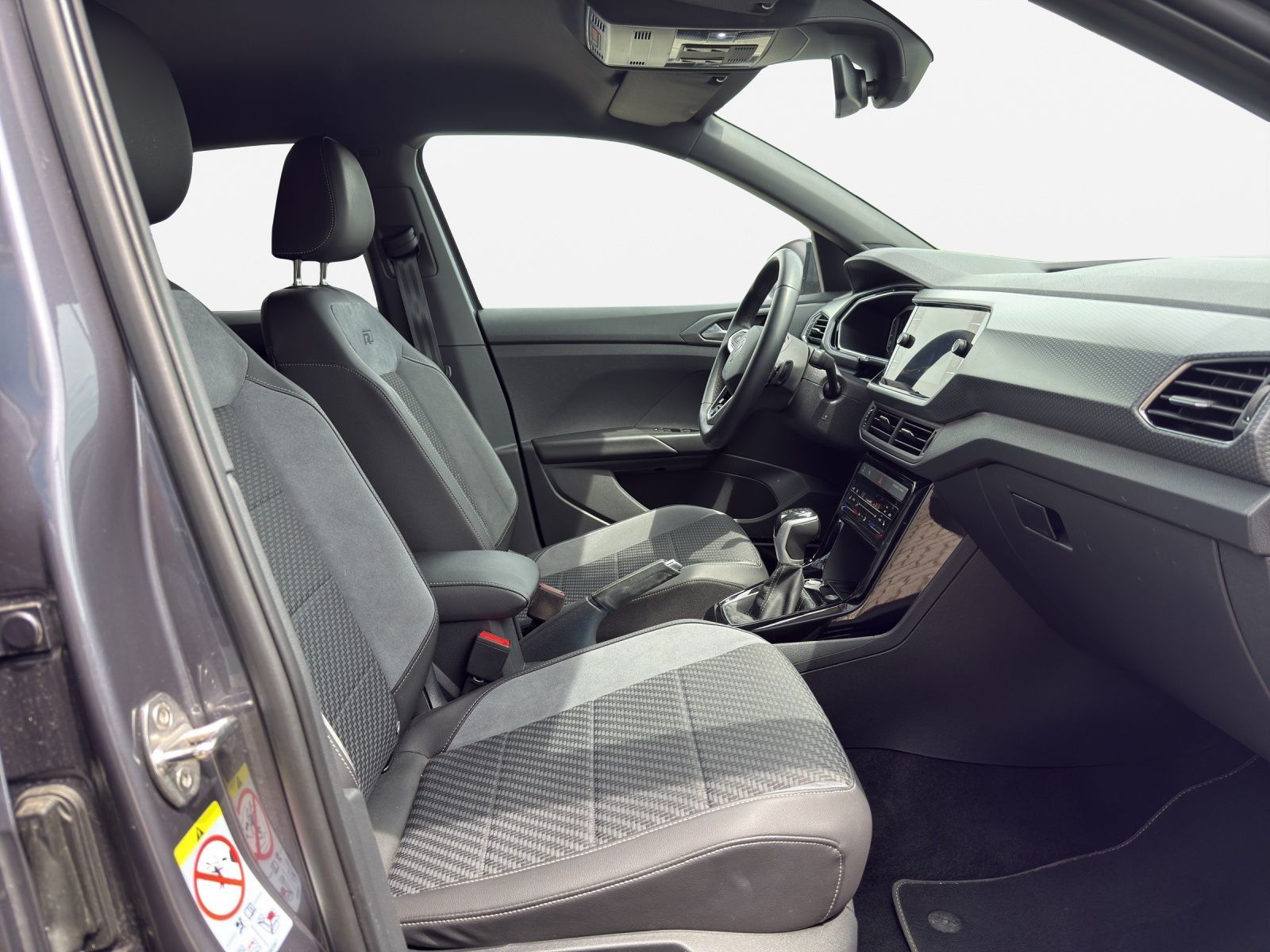 Volkswagen T-Cross - Bild 6