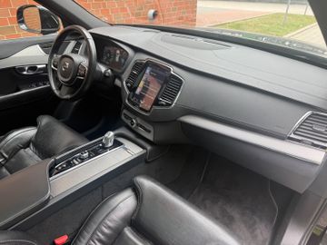 Volvo XC90 - 6