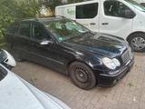 Mercedes-Benz Mercedes c230 - gebrauchte Mercedes-Benz C 230 aus dem Jahr 2004