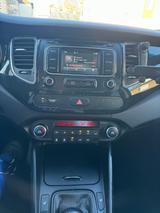 Kia Carens 1.6 GDI Spirit  - Kia Carens: 1.6