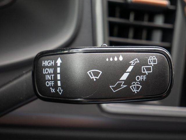 Ateca 2.0 TSI VZ 4Drive NAVI AHK ACC LED 360°