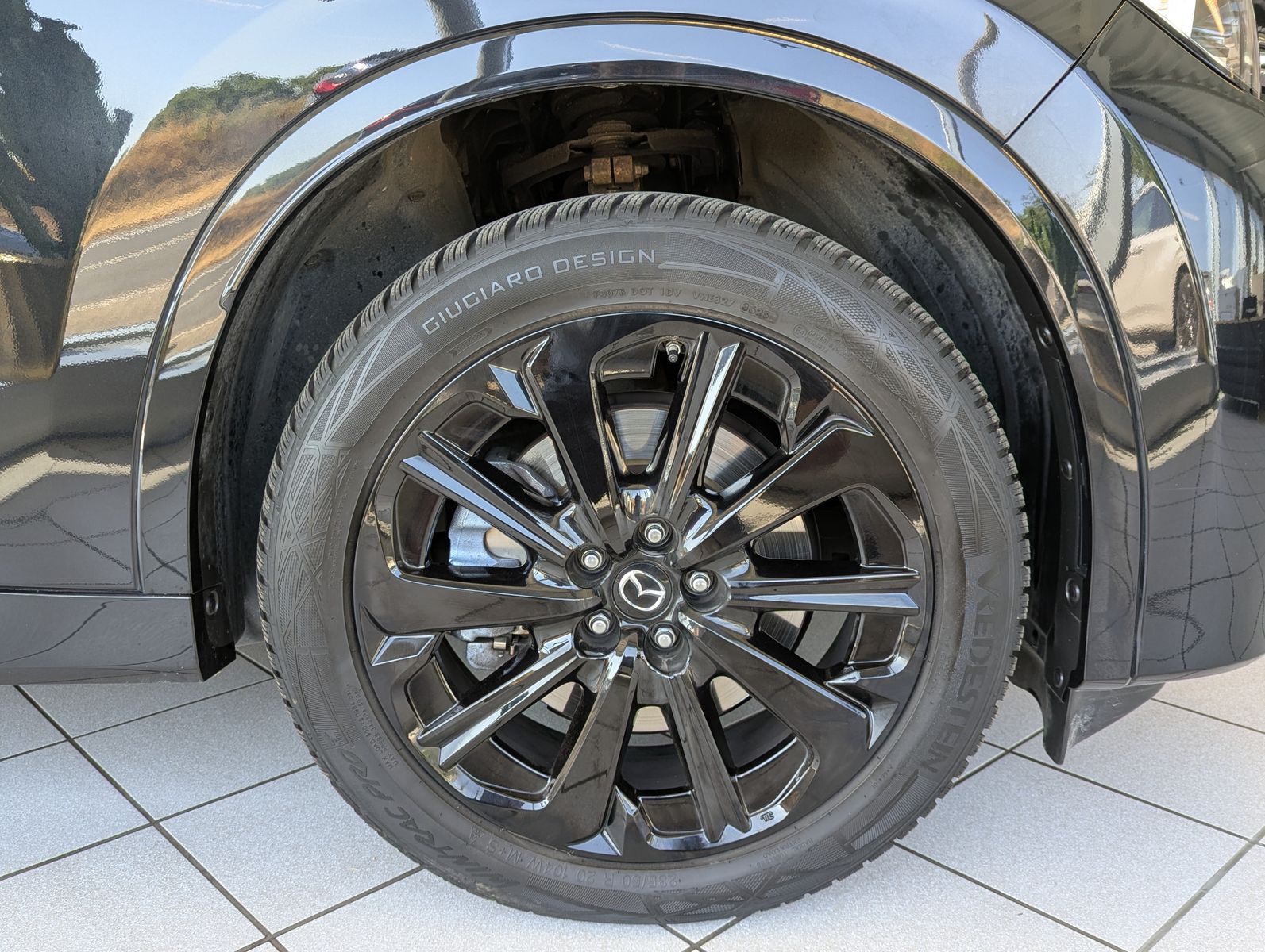Fahrzeugabbildung Mazda CX-80 3.3L E-SKYACTIV D 254 HOMURA+ 6-Sitze Pano