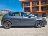 Seat Leon 2.0 TDI CR Style Copa Style Copa - Seat Leon aus 2011: Copa