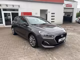 Hyundai i30 1.0 TGDI Navi LED Kamera LHZ DAB - Hyundai i30 Gebrauchtwagen in Stuttgart