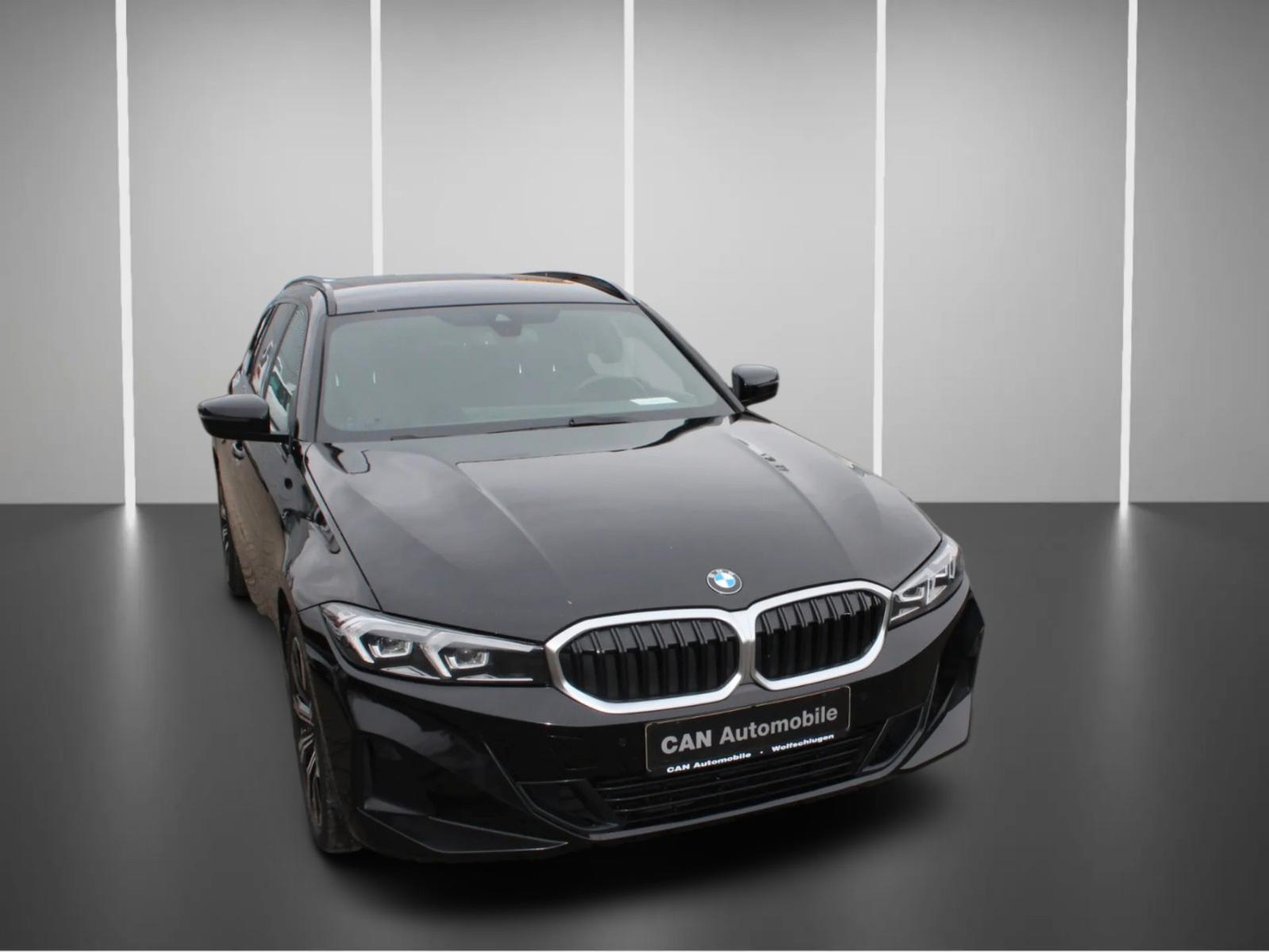 BMW 320 d Touring DIGITALTACHO CURVED LED