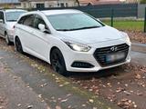 Hyundai i40 cw blue 1,7 CRDi 7G-DCT - Hyundai i40 von privat