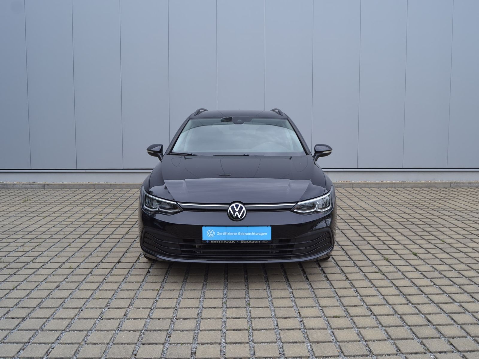 Golf VIII Variant 2.0 TDI 150 PS DSG Life 18-ZOL
