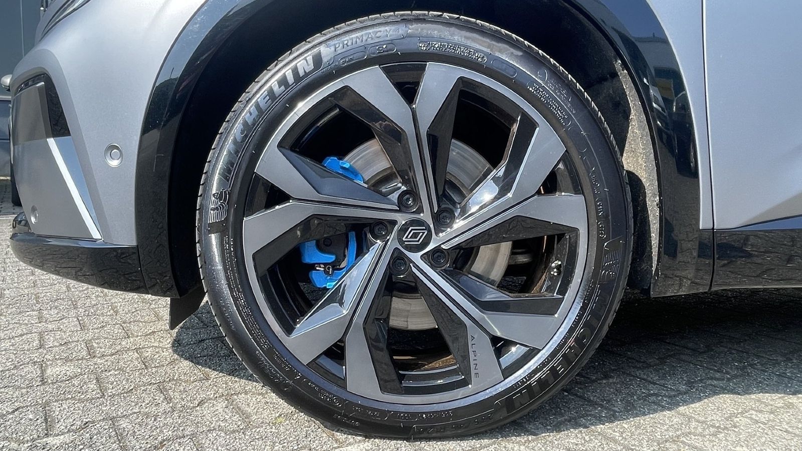 Fahrzeugabbildung Renault Austral Iconic Esprit Alpine Full Hybrid 200