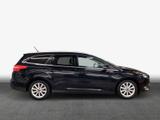 Ford Focus Turnier 1.0 EB Titanium Navi Wi-Pa PDC - Ford Focus Gebrauchtwagen in Dresden