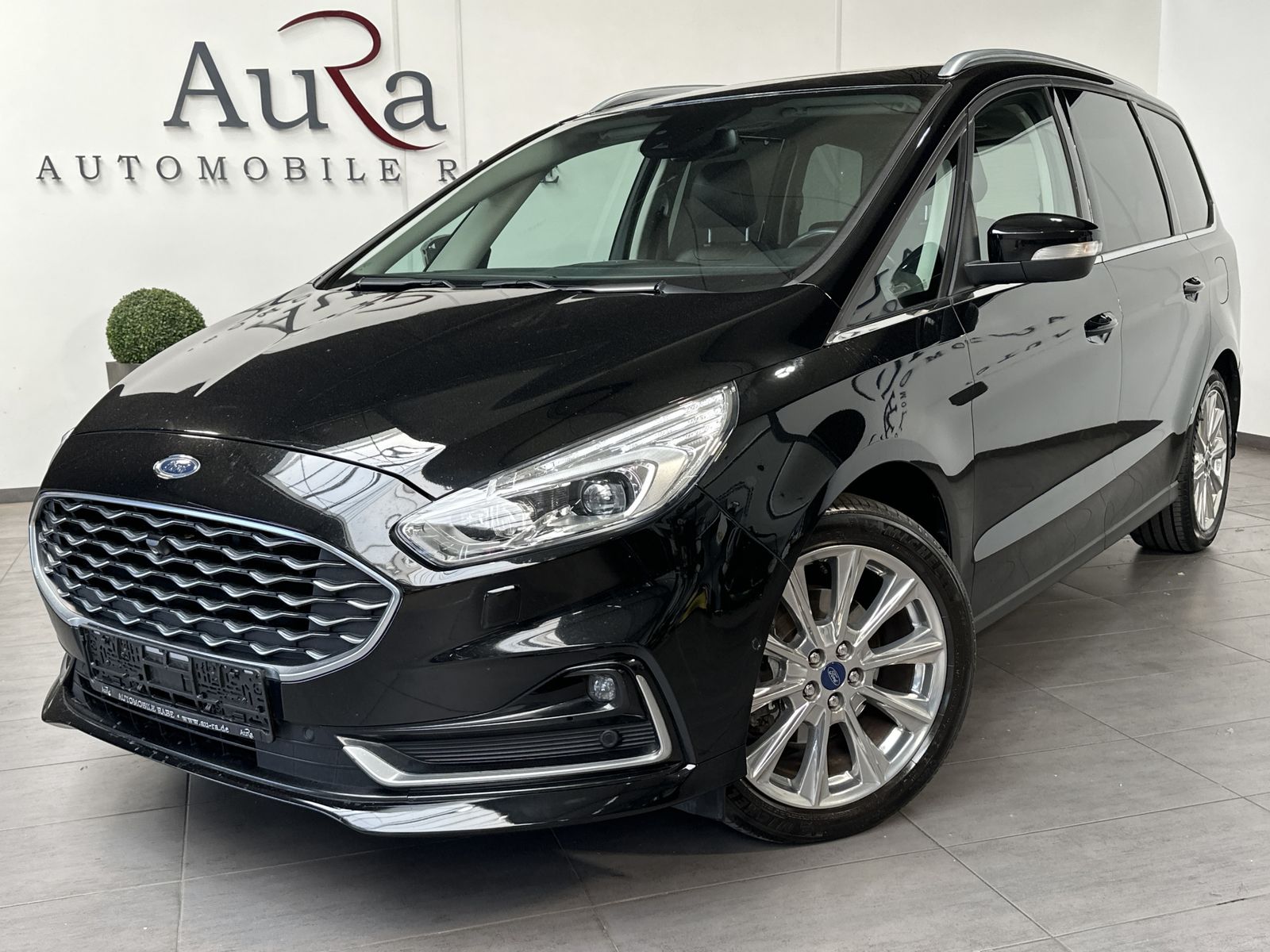 Fahrzeugabbildung Ford Galaxy 2.0 Bi-Turbo 7-Sitzer NAV+LED+PANO+KAMERA