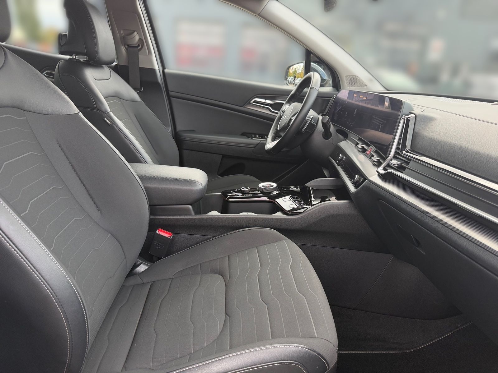 Fahrzeugabbildung Kia SPORTAGE 1.6T 48V 2WD DCT Spirit