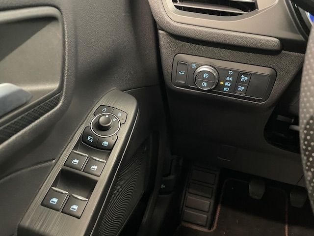Fahrzeugabbildung Ford Kuga ST-Line X 1.5 totWinkelASS Kamera DAB