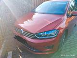 Volkswagen Golf Sportsvan 1.6 TDI DSG LOUNGE BMT LOUNGE - Volkswagen Golf Sportsvan LOUNGE mit Diesel-Antrieb