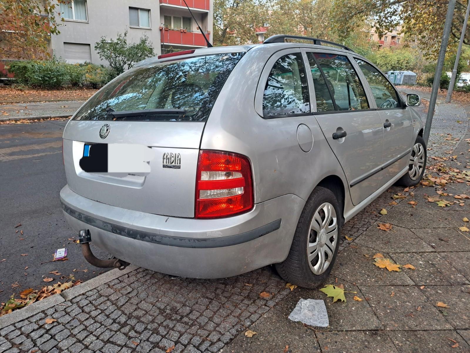 Skoda Fabia 2004 — engine 1.390 cm³, 75 HP (55kW)