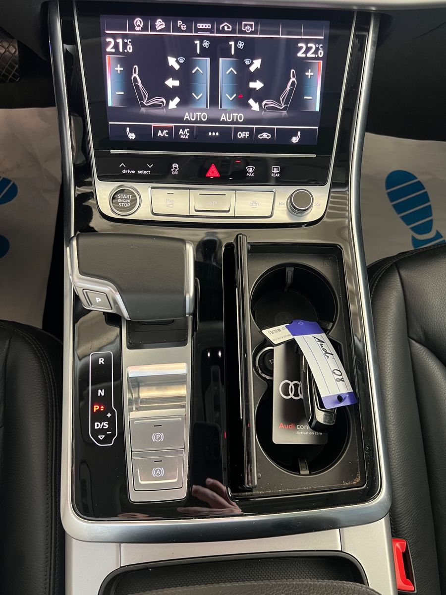 Fahrzeugabbildung Audi Q8 50 TDI quattro * PANO * 4x SITZHEIZUNG * 360
