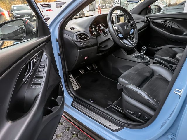 Hyundai i30 2.0 N Performance Fernlicht-Assistent Pano.