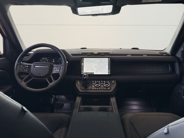 Land Rover Defender 110 D250 SE X-Dynamic+AHK+Pano+Matrix+M