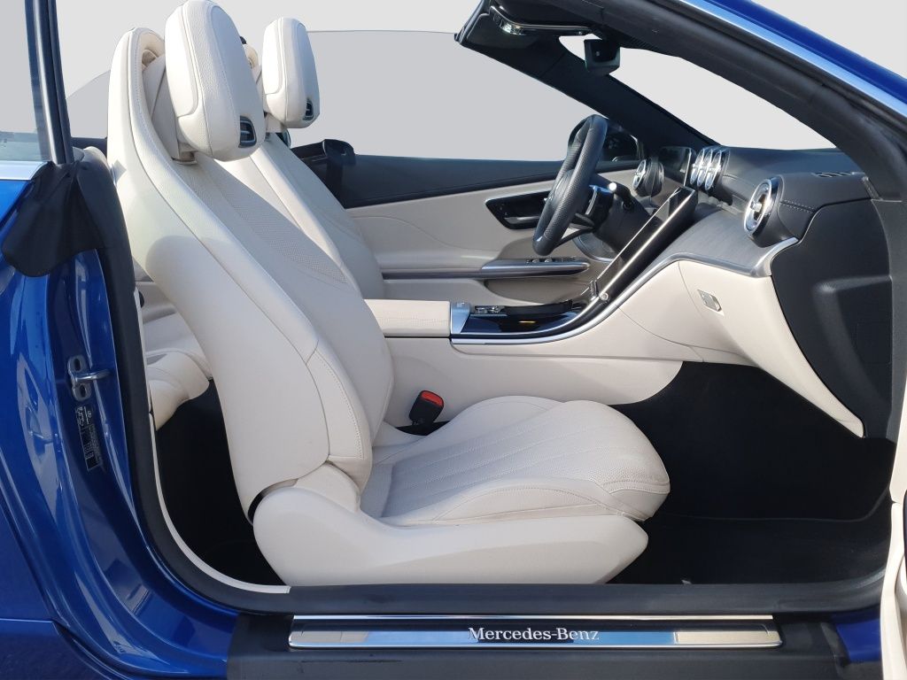 Fahrzeugabbildung Mercedes-Benz CLE 300 4M Cabriolet AMG*Distro*Sitzklima*HUD*