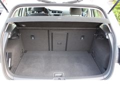 Fahrzeugabbildung Volkswagen Golf VII Comfortl.*DSG*Klimatronic*Kamera!*WiPa!