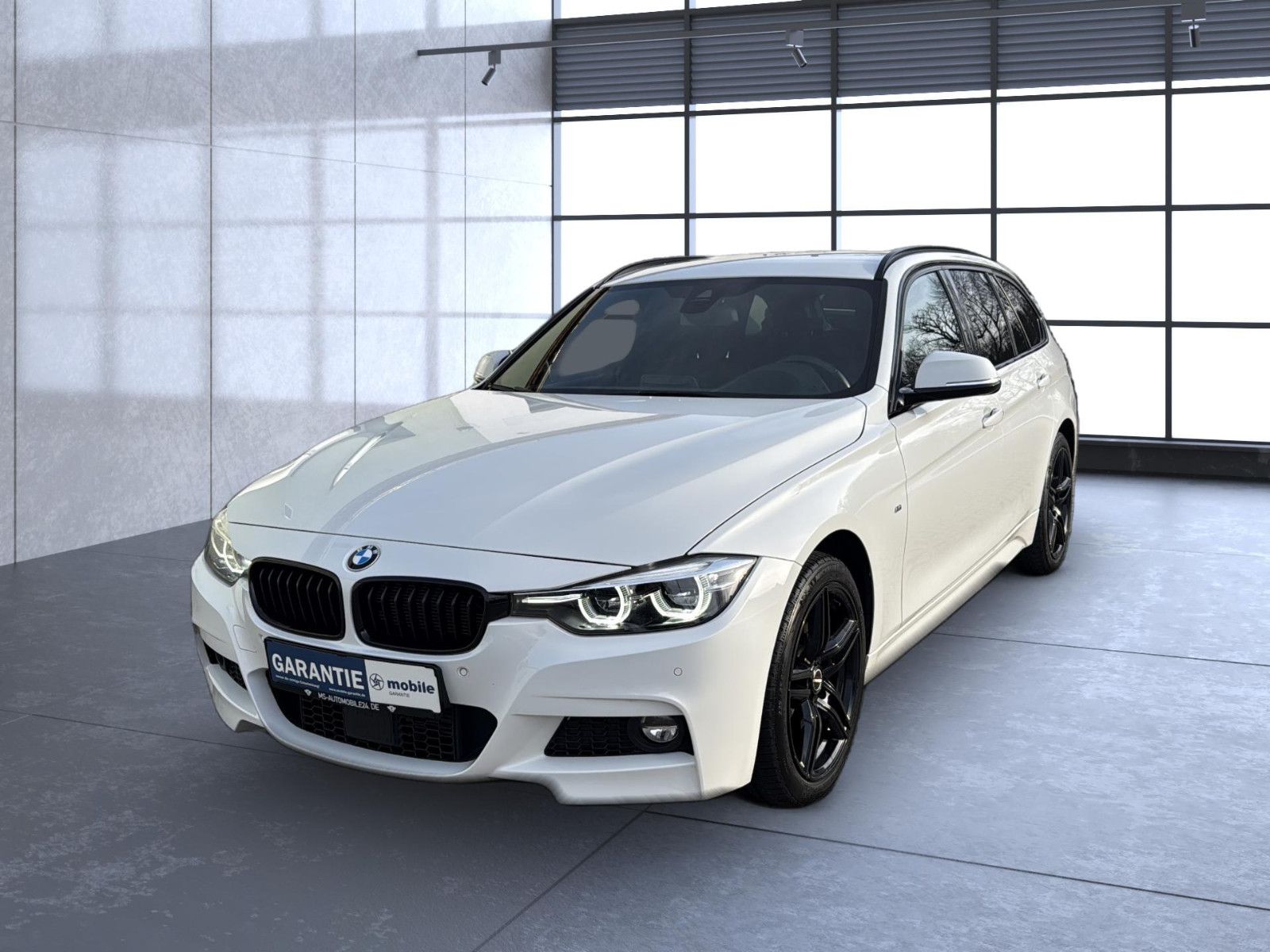 Fahrzeugabbildung BMW 320 d Touring  xDrive M Sport Shadow/ AHK