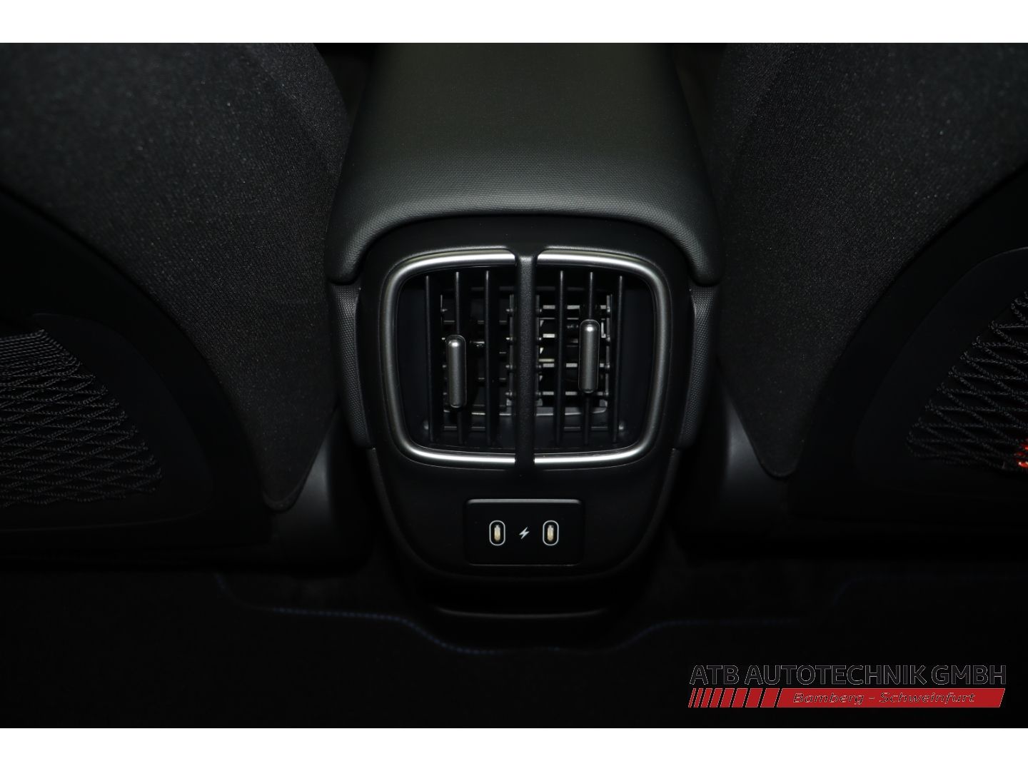 Fahrzeugabbildung Hyundai IONIQ 6 77,4 kWh DYNAMIQ 97,1% SOH Navi LED ACC