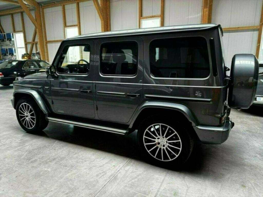 Mercedes-Benz G 500