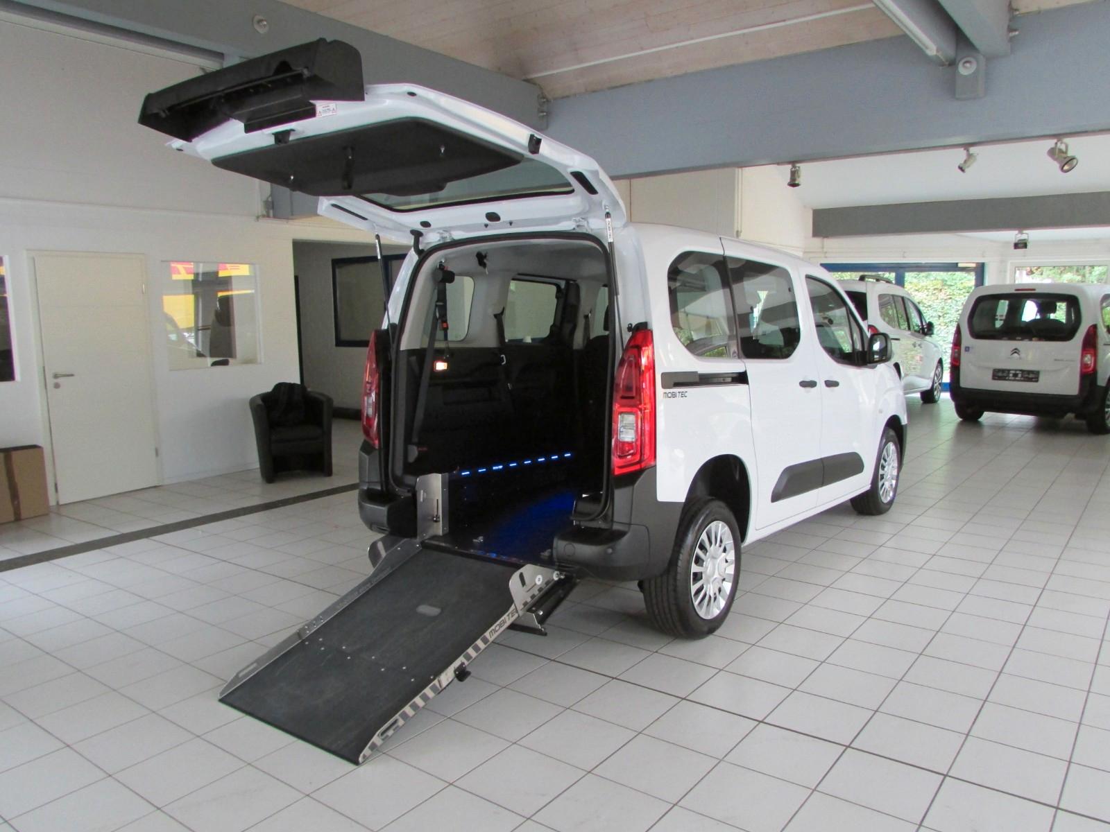 Toyota Proace City Verso L1 Rampe-Behindertengerecht