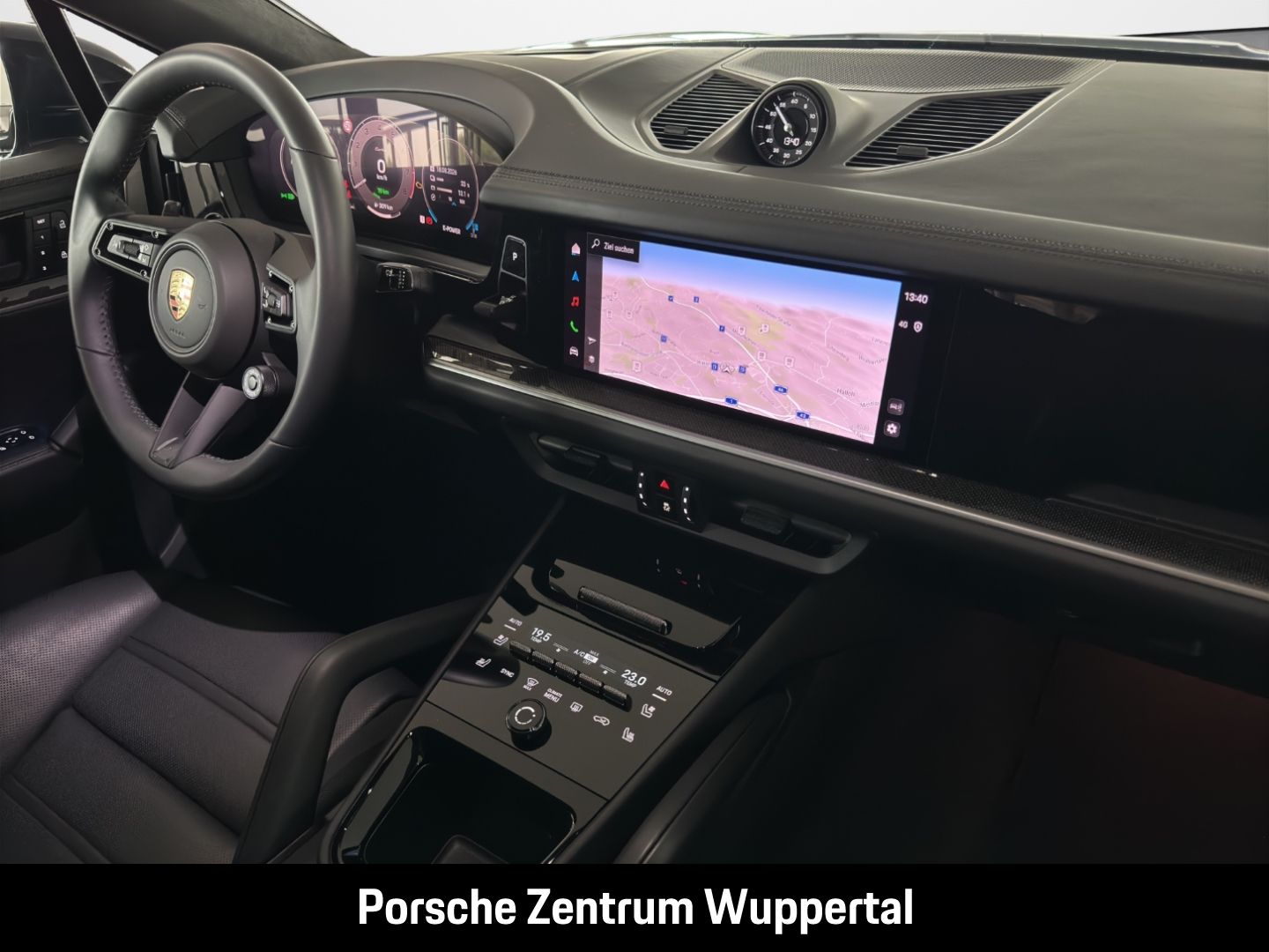 Porsche Cayenne Turbo E-Hybrid Coupe SurroundView HUD PC foto 16