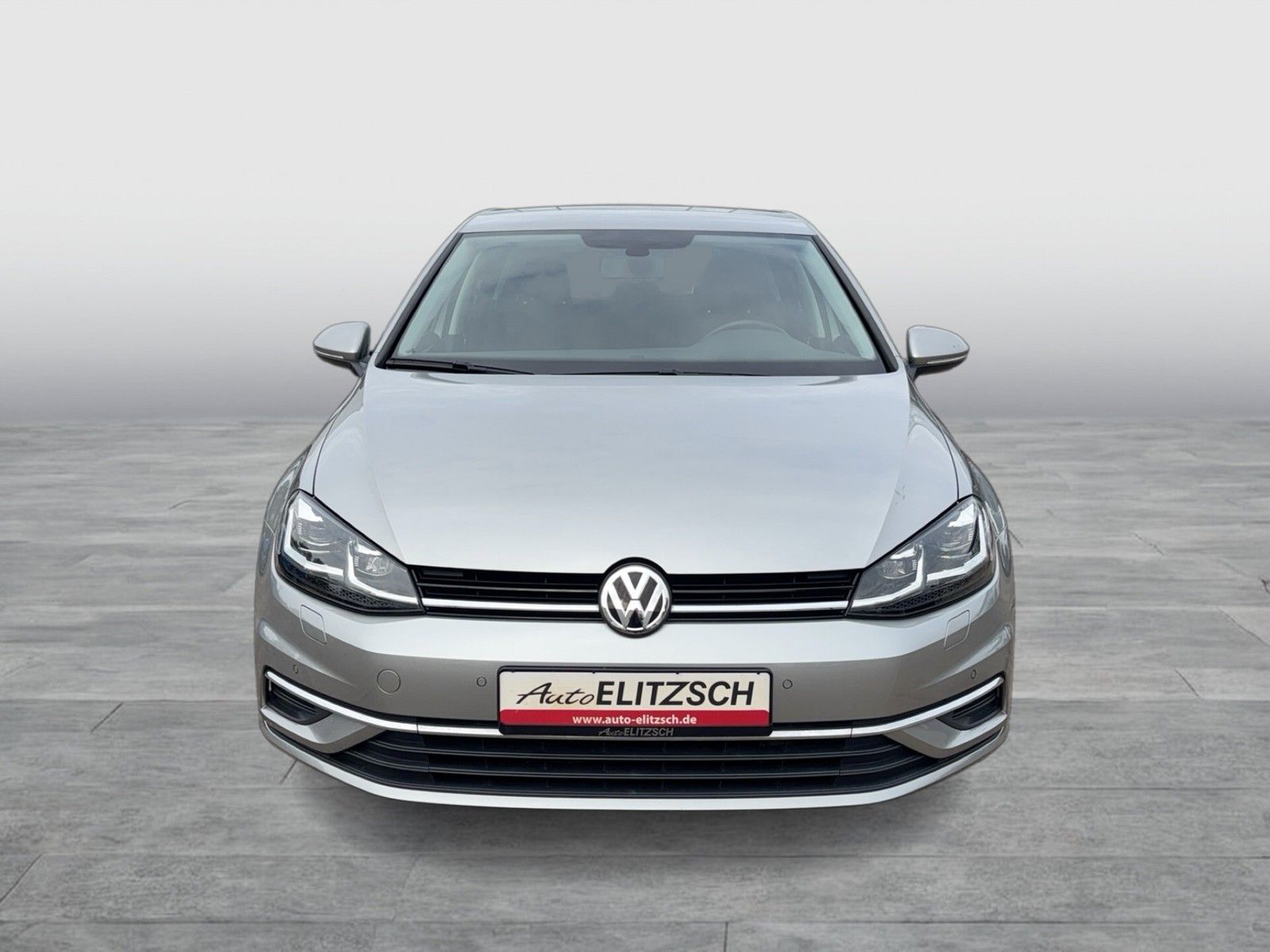 Fahrzeugabbildung Volkswagen Golf VII Lim. TSI Sound LED ACC PDC APP-Connect