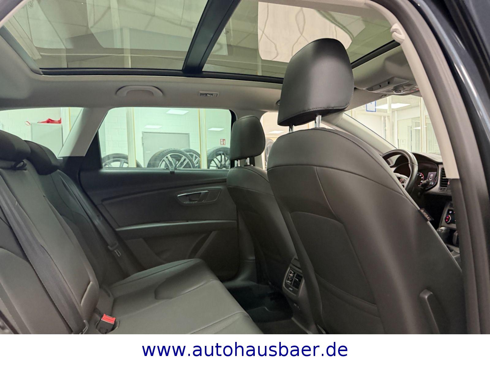 Seat Leon ST Xcellence PANO*VOLL LED SCHEINWERFER