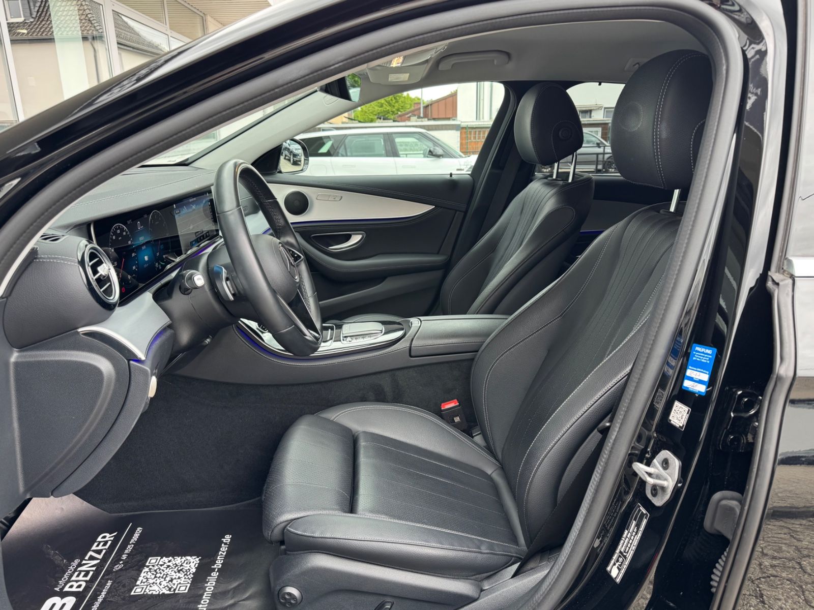 Fahrzeugabbildung Mercedes-Benz E 300 de/Plug-in/Leder/Ambiente/LED/360°Cam/SHZ/