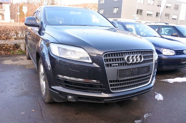 Audi Q7 TDI Quattro 7-Sitzer Automatik