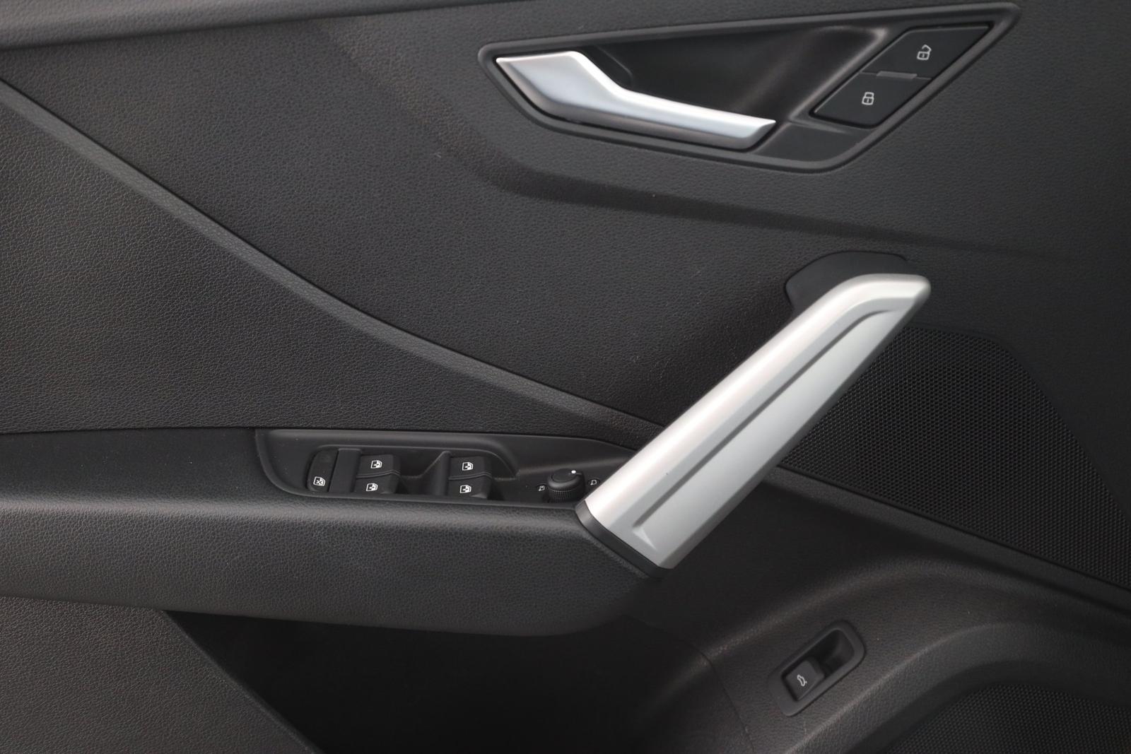 Audi Q2 35 TFSI S tronic advanced MMI NAVI PLUS, миниатюра 17