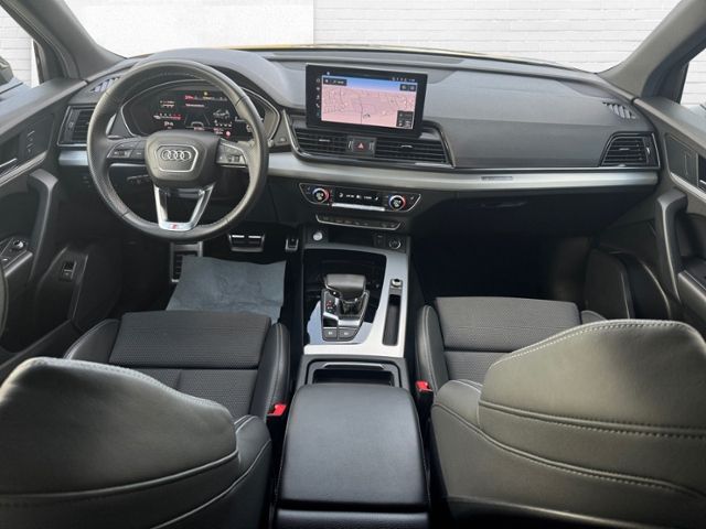 Fahrzeugabbildung Audi Q5 Sportback advanced 40 TDI quattro 204 PS S-li