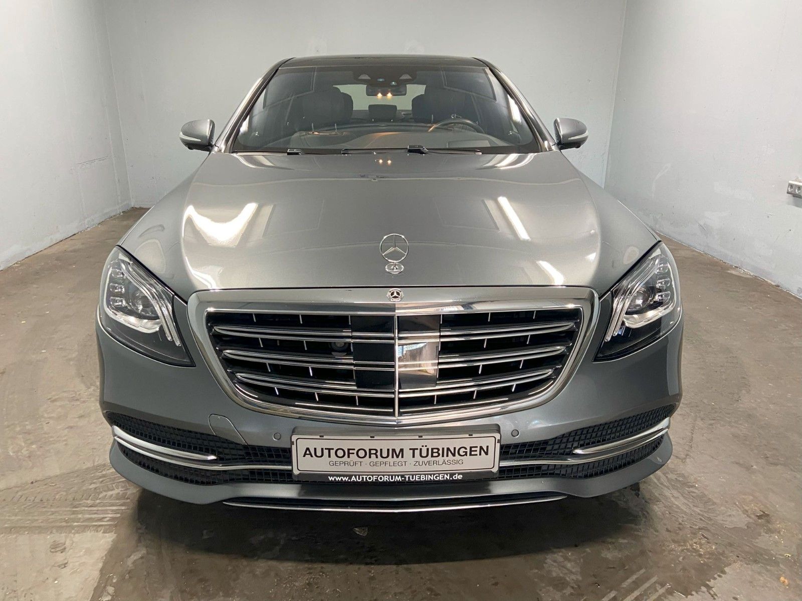 Fahrzeugabbildung Mercedes-Benz S 600 L *EXCLUSIVE*CHAUFFER*MAGICVISION*HUD*SDH*