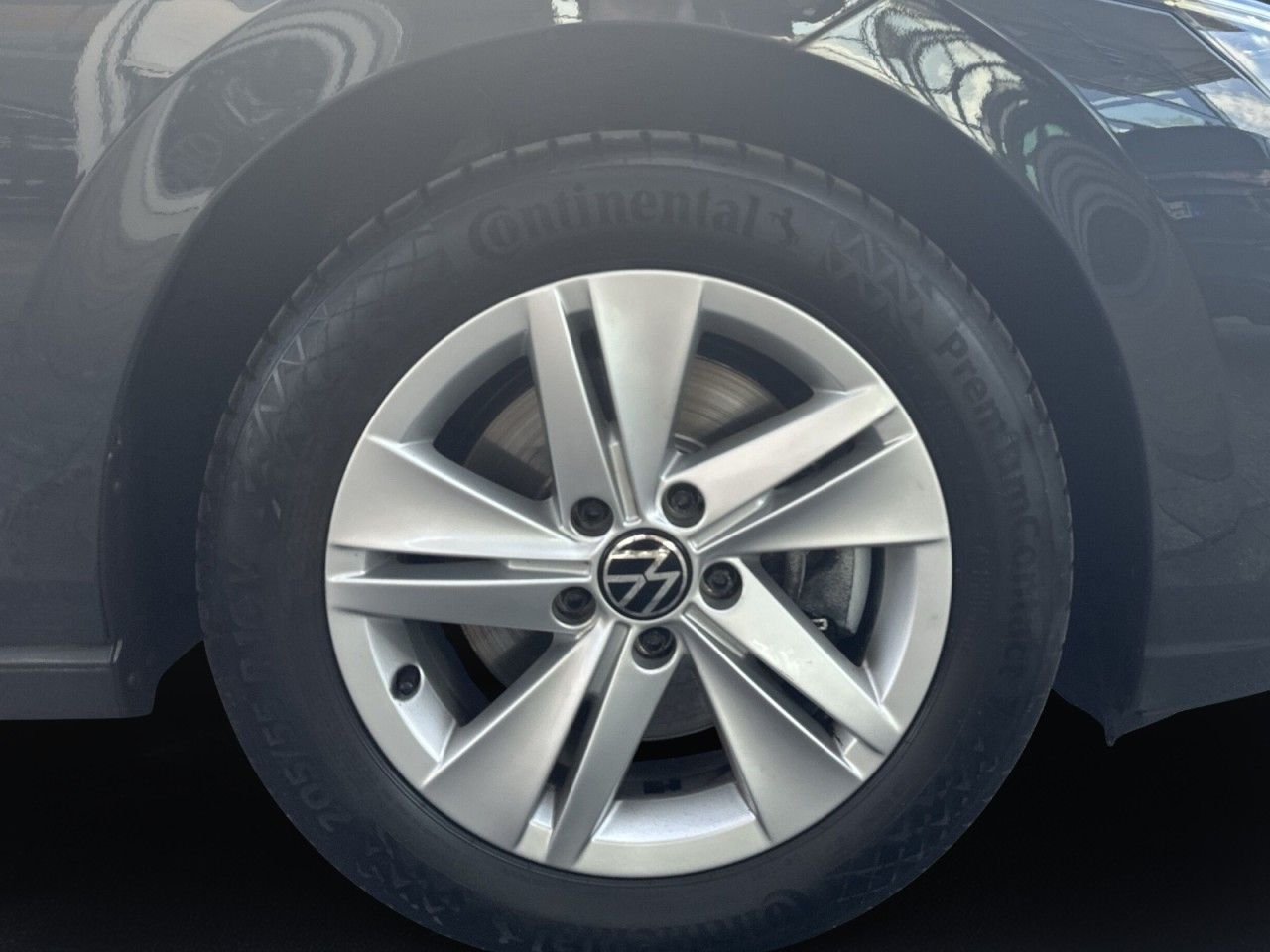 Volkswagen Golf VIII Variant 2.0 TDI Life NAVI LED 16 ALU S imagem 3