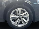 Volkswagen Golf VIII Variant 2.0 TDI Life NAVI LED 16 ALU S - Volkswagen Golf: 16 TDI