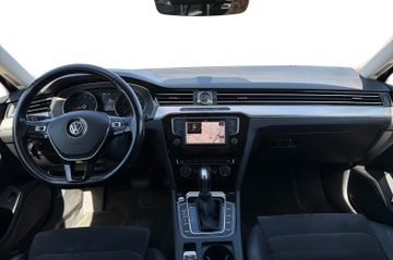Volkswagen Passat - 6