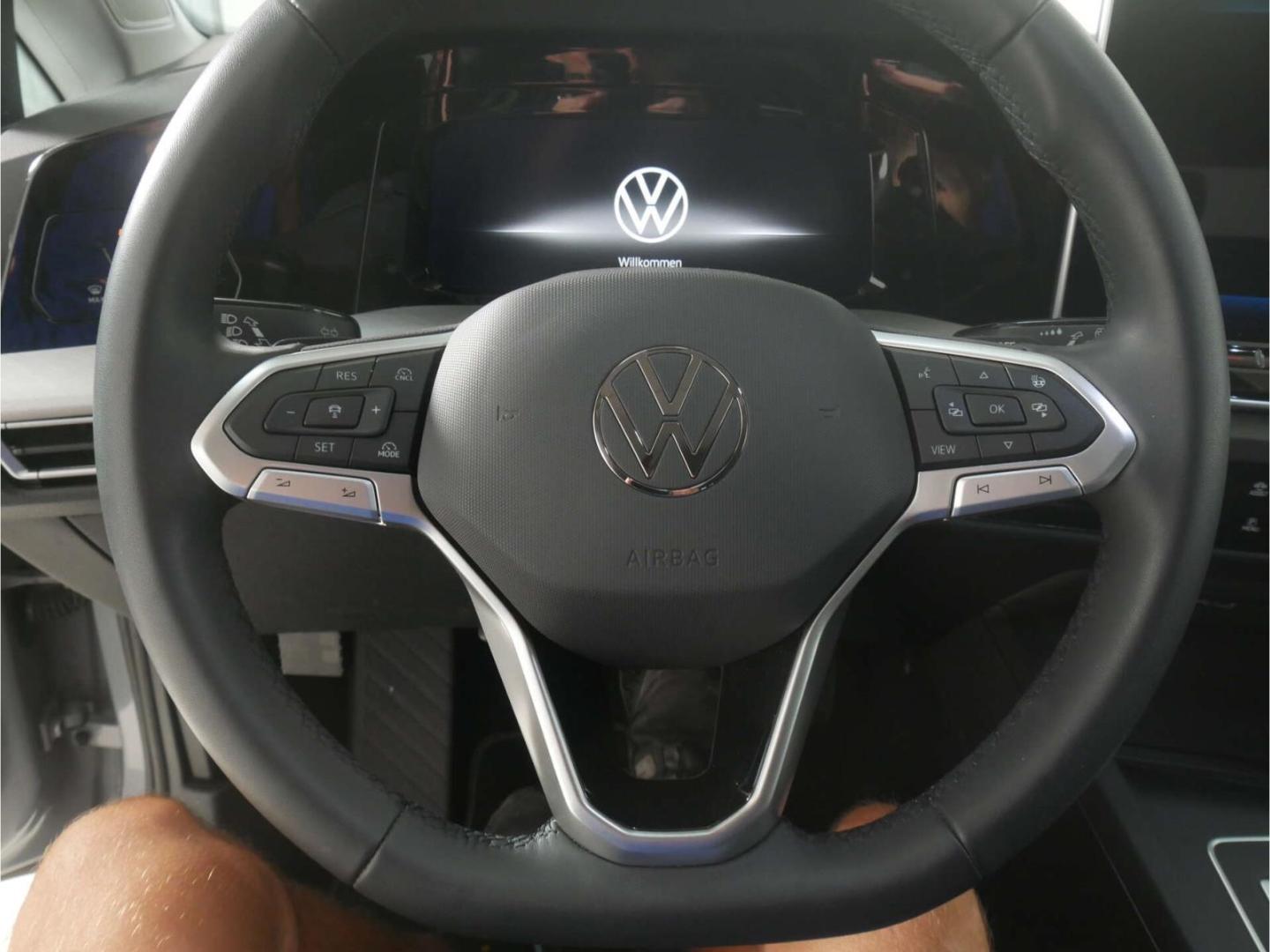 Volkswagen Golf Variant 1.5 eTSI DSG App-Connect/SH/Climatr, миниатюра 10