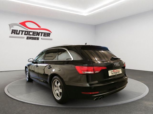 Audi A4 Navi PDC SHZ ACC !Motorschaden!