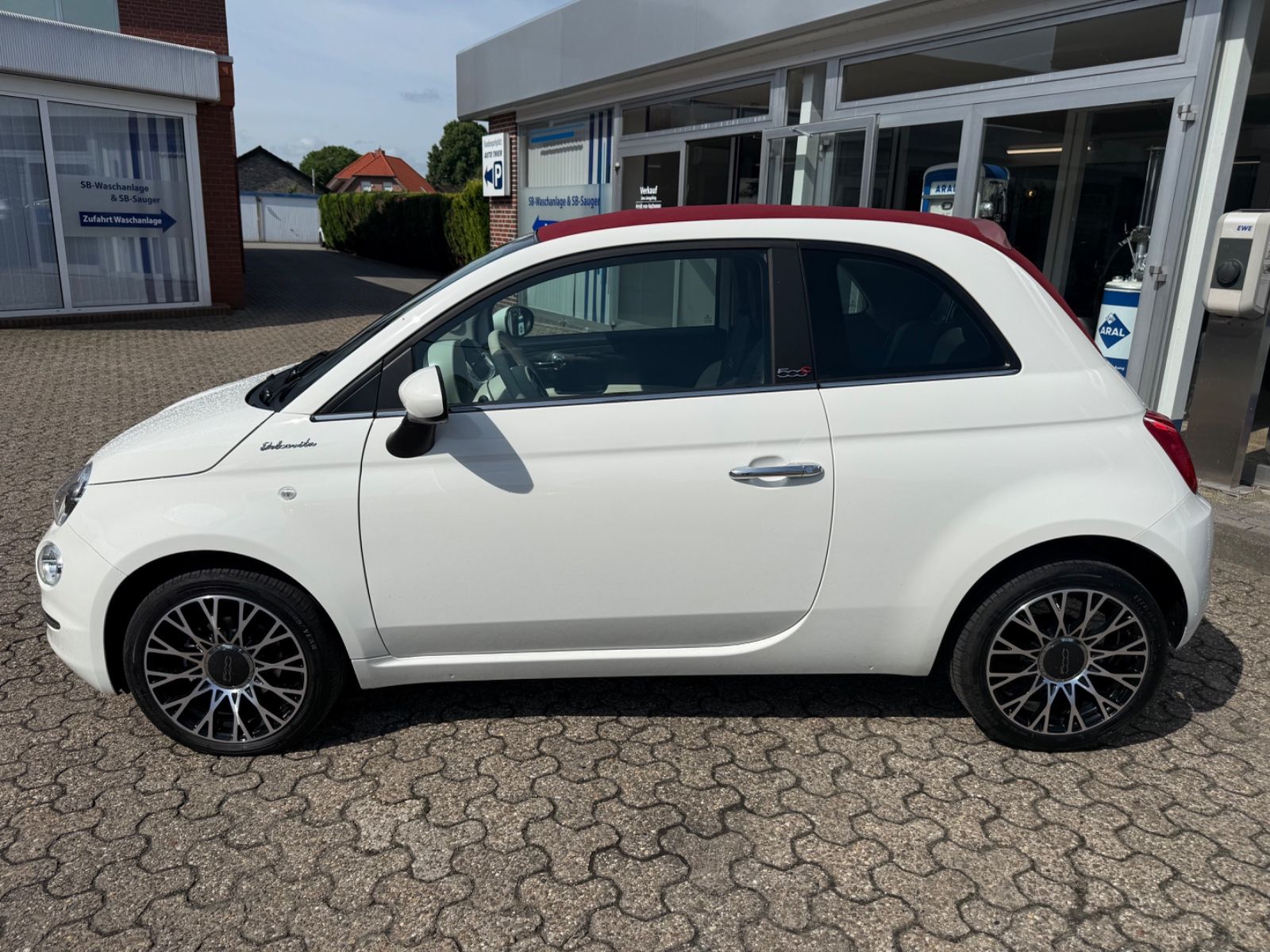 Fahrzeugabbildung Fiat 500 Cabrio Dolcevita Mild-Hybrid Navi/PDC