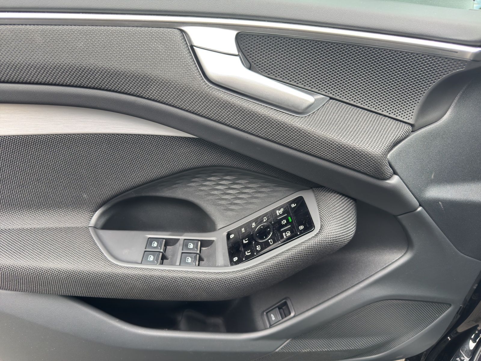 Audi A6 - Bild 8