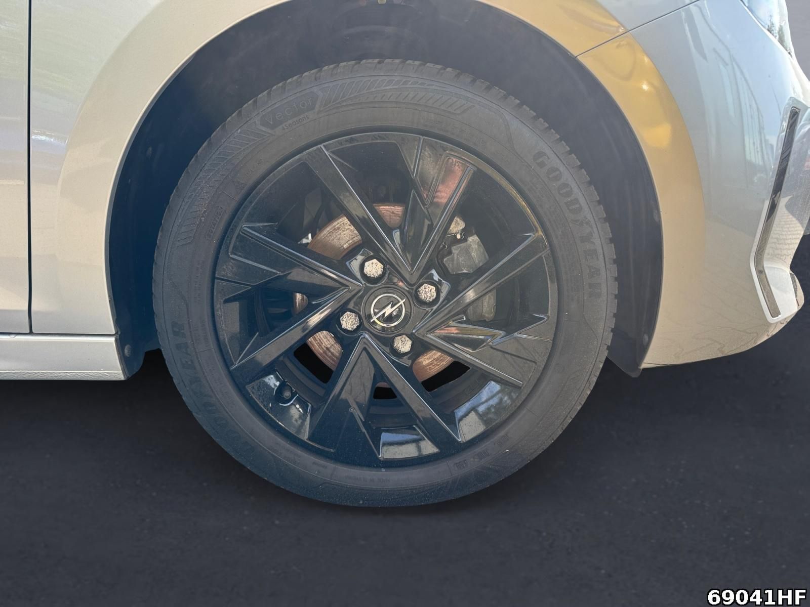 Fahrzeugabbildung Opel Corsa F Elegance 1.2 75PS*Allwetter*PDC*SHZ*