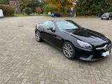 Mercedes-Benz SLC 200 -schwarz - schwarze Mercedes-Benz SLC 200
