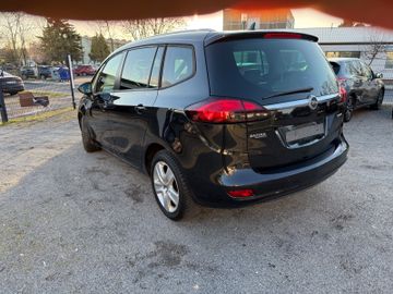 Opel Zafira - 8