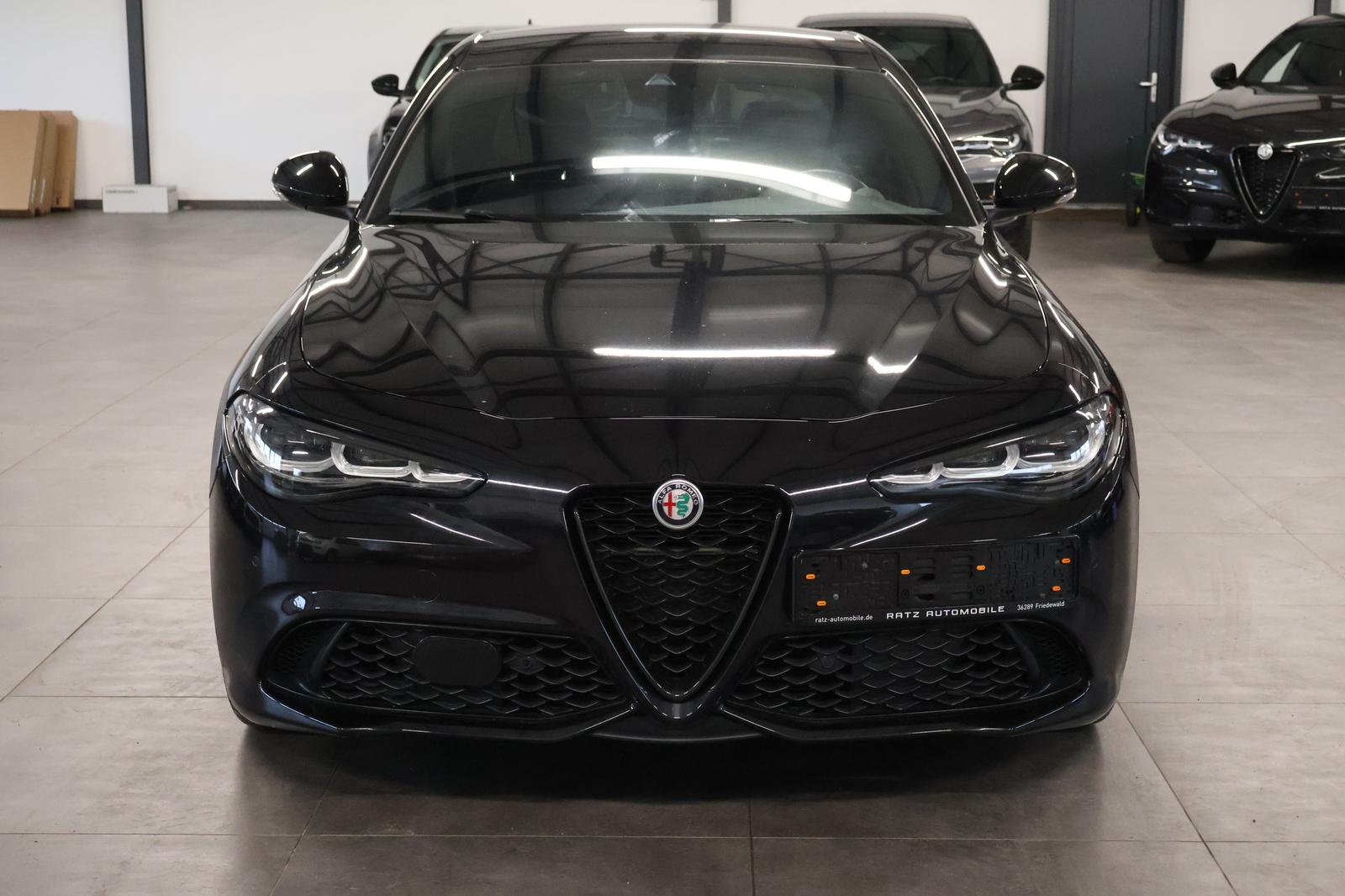 Alfa Romeo Giulia Veloce Q4 MATRIX+ACC+KAM+LEDER+SHZ+TOT.W+