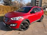 Hyundai SANTA FE 2013, 2.2 CRDi 4WD, Automatik Premium - Hyundai SANTA FE in Stuttgart