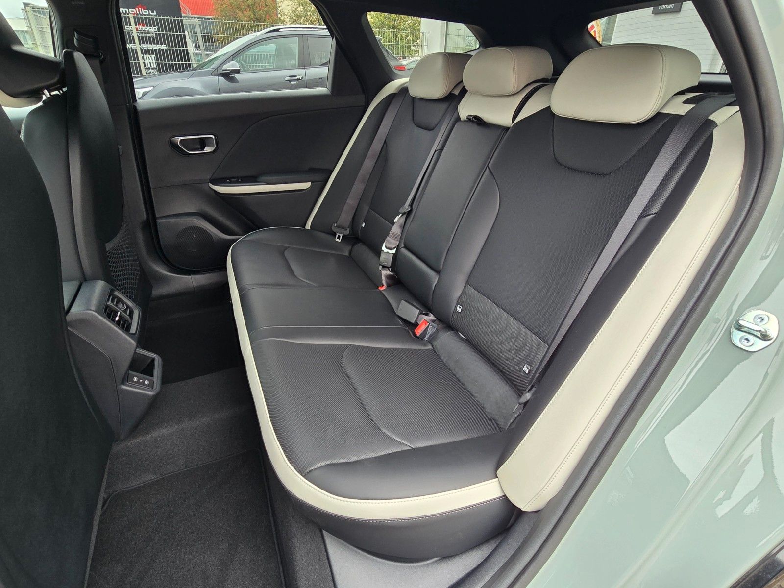 Fahrzeugabbildung Kia K4 SW 1.6T 180 DCT GTL DWP+ SZ SD 18 GD