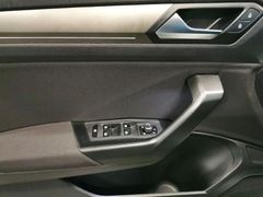 VW T-Roc TDI NAVI PDC SHZ Totwinkel-Assistent LED